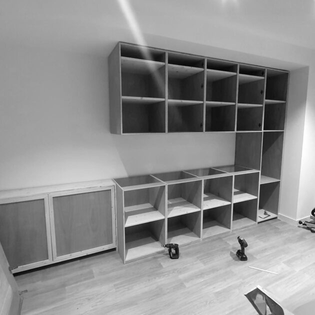 Réalisation artisanale de rangements intérieur déco meuble sur-mesure