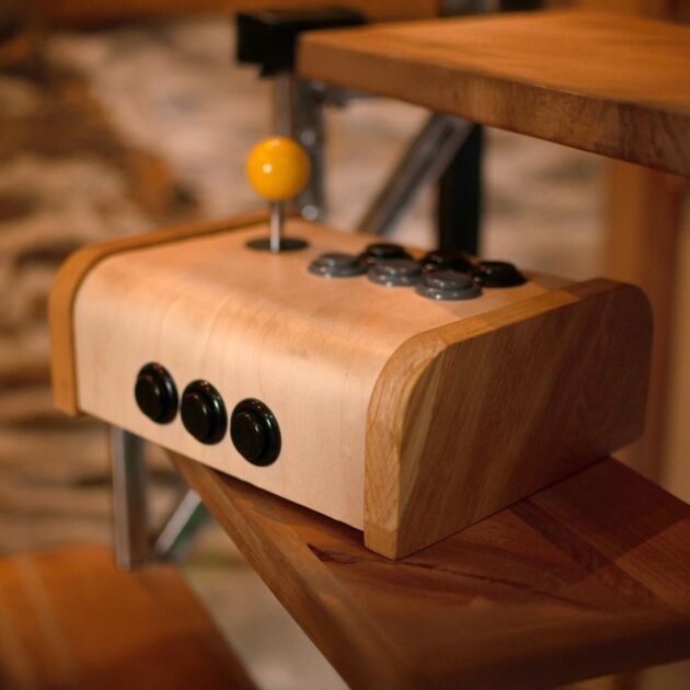 Création borne rétro vintage arcade Raspberry Pi et bois cintré