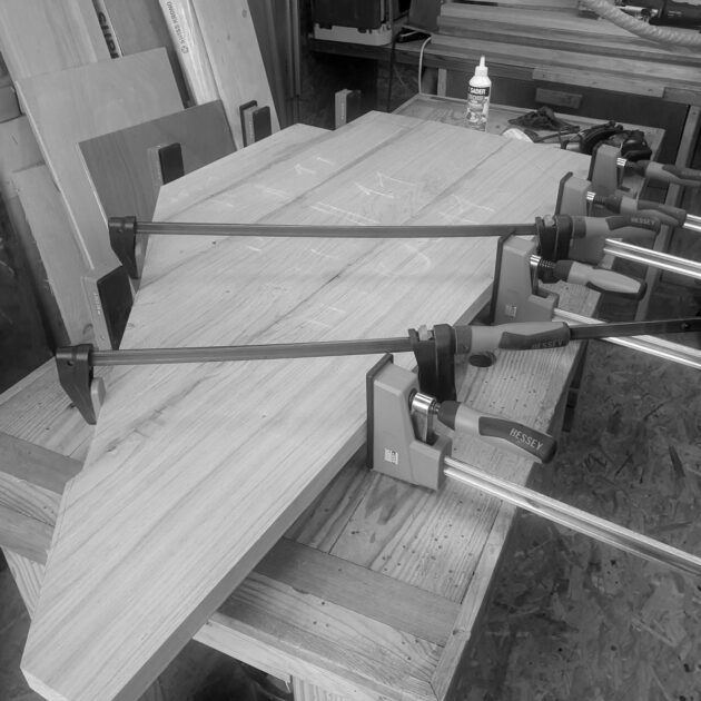 Assemblage menuiserie escalier