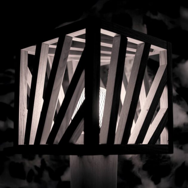 Concepteur de luminaires en bois co-création d'objets design pour votre intérieur