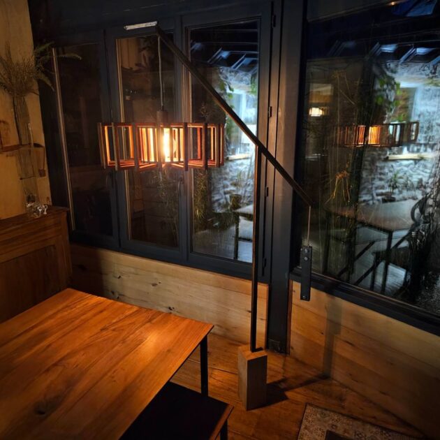 Conception d'une lampe sur pied avec lustre de type CARROUSSEL