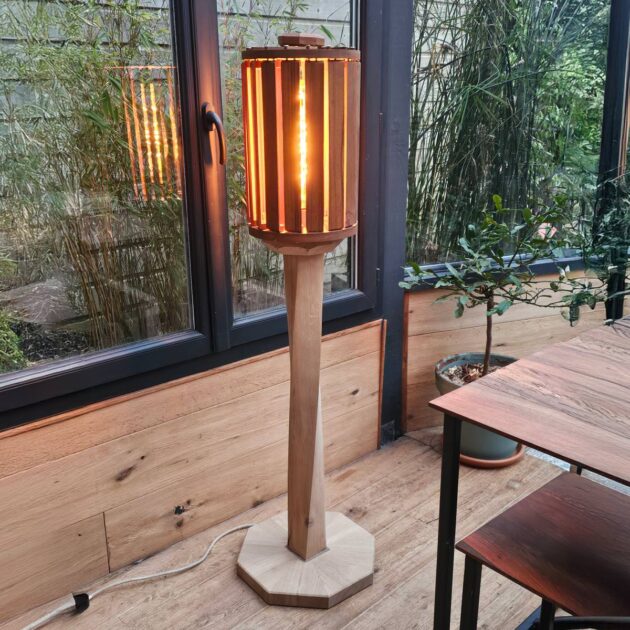Lampe LE PHARE travail du bois Bouguenais