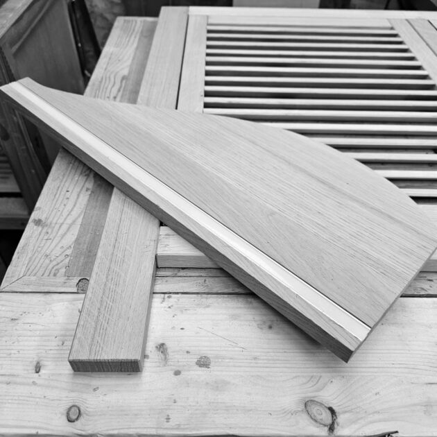Découpe sur mesure et originale pour meuble unique sur commande