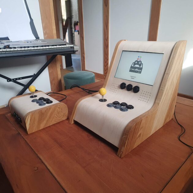 Rétro-gaming party vintage arcade style pour enfants