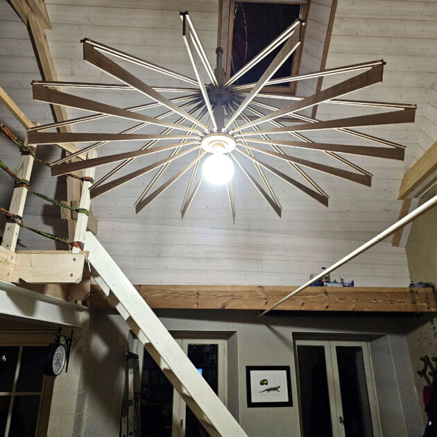 Menuisier créateur de lustres et lampes design en bois Bouguenais